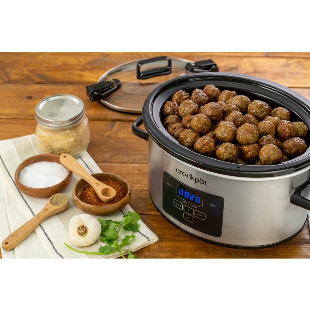crock-pot-programmable-4-quart-cook-and-carry-slow-cooker-stainless-steel-z8 crockpot_shot_9_CPSCVC40LL-S copy